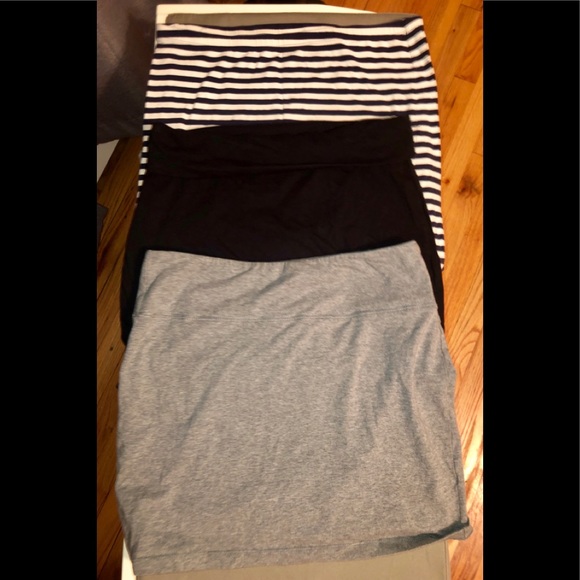 Woman’s Skirts - Picture 4 of 7